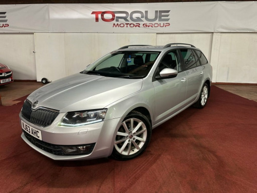 Skoda Octavia  2.0 TDI Elegance Estate 5dr Diesel Manual Euro 5 (