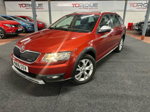 Skoda Octavia  2.0 TDI Scout Estate 5dr Diesel DSG 4WD Euro 6 (s/