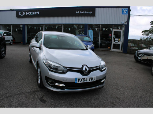 Renault Megane  1.5 dCi ENERGY Dynamique TomTom Hatchback 5dr Diesel Manual Euro 5 (s/s) (1