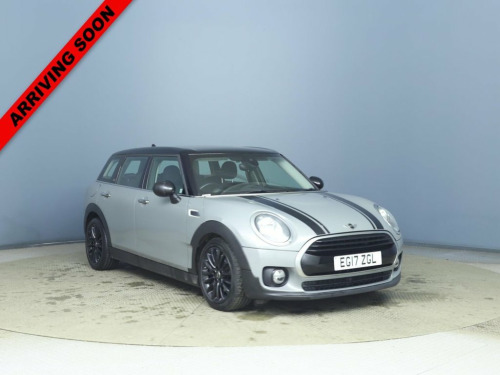 MINI Clubman  1.5 Cooper (Black Pack) Estate 6dr Petrol Manual E