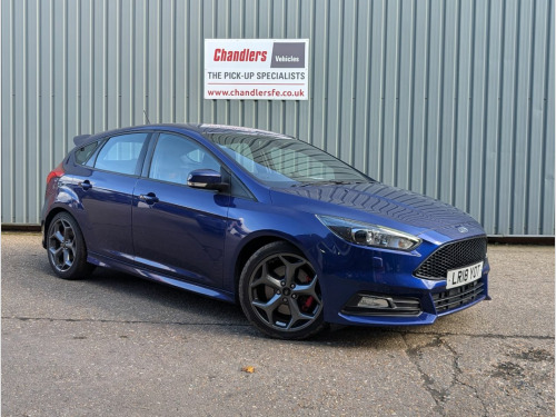 Ford Focus  2.0T EcoBoost ST-3 Navigation 5dr