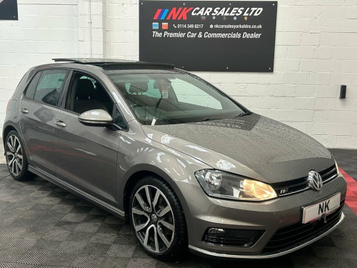 Volkswagen Golf  2.0 TDI BlueMotion Tech R-Line Edition Hatchback 5