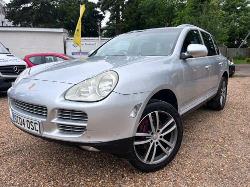 Porsche Cayenne  3.2 V6