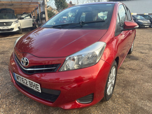 Toyota Yaris  1.3 Dual VVT-i TR