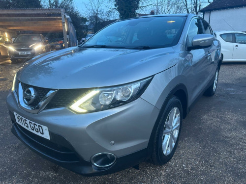 Nissan Qashqai  1.2 DIG-T Acenta