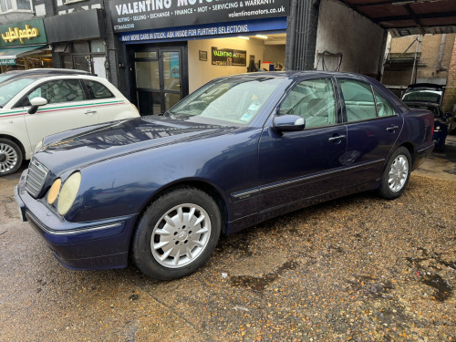 Mercedes-Benz E-Class E200 2.0 E200 Elegance Saloon 4dr Petrol Automatic (230 g/km, 134 bhp) 
