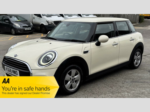 MINI Hatch  1.5 Cooper Steptronic Euro 6 (s/s) 5dr