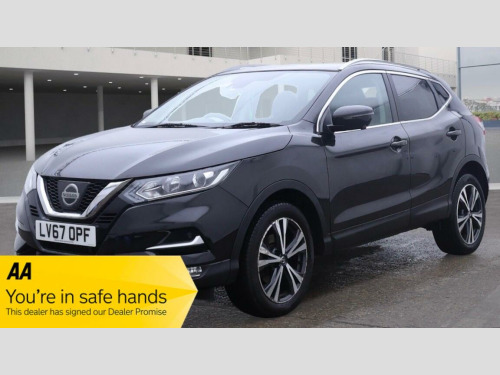 Nissan Qashqai  1.2 DIG-T N-Connecta XTRON Euro 6 (s/s) 5dr