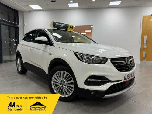 Vauxhall Grandland X  1.2 Turbo Sport Nav SUV 5dr Petrol Auto Euro 6 (s/