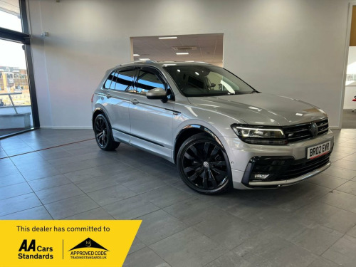 Volkswagen Tiguan  2.0 TSI R-Line SUV 5dr Petrol DSG 4Motion Euro 6 (