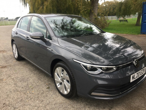 Volkswagen Golf  Style 1.5 TSI