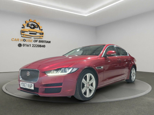 Jaguar XE  2.0i Portfolio Auto Euro 6 (s/s) 4dr