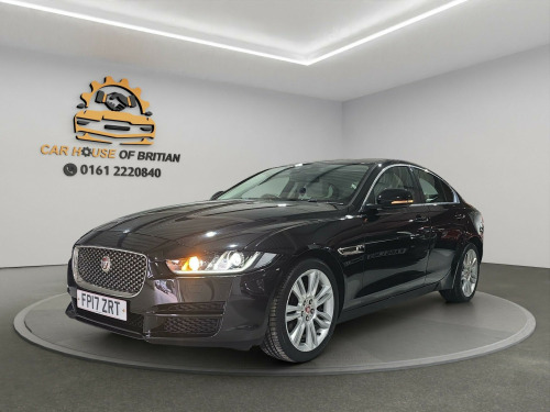 Jaguar XE  2.0i Portfolio Auto Euro 6 (s/s) 4dr 