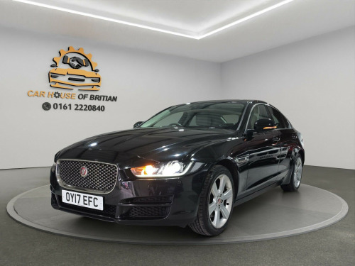 Jaguar XE  2.0d Portfolio Auto AWD Euro 6 (s/s) 4dr 