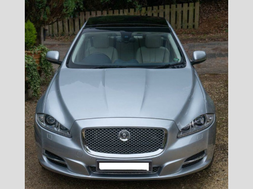 Jaguar XJ  3.0d V6 Portfolio Auto Euro 5 (s/s) 4dr 
