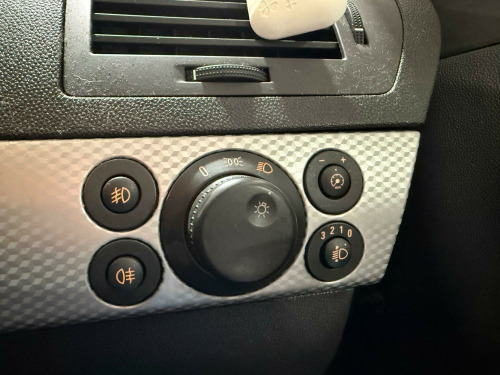 Vauxhall Astra  1.8 VVT 16v SRi Sport Hatch 3dr 