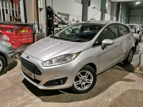 Ford Fiesta  1.6 Zetec Powershift Euro 5 5dr