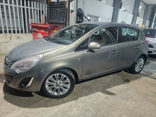 Vauxhall Corsa  1.4 16V SE Auto Euro 5 5dr