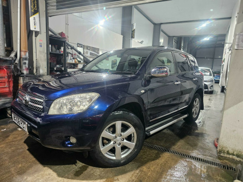 Toyota RAV4  2.0 XT-R 4WD 5dr