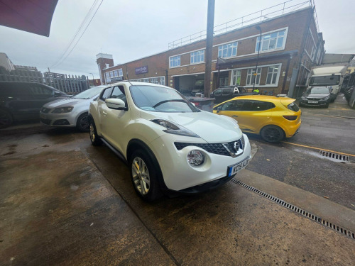 Nissan Juke  1.6 Acenta Premium XTRON Euro 6 5dr