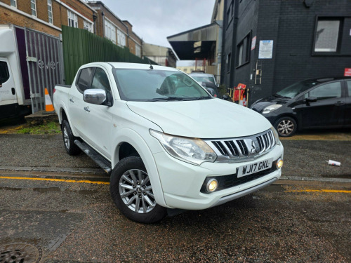 Mitsubishi L200  2.4 DI-D DC Titan 4WD Euro 6 4dr 