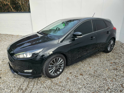 Ford Focus  1.0T EcoBoost ST-Line Euro 6 (s/s) 5dr