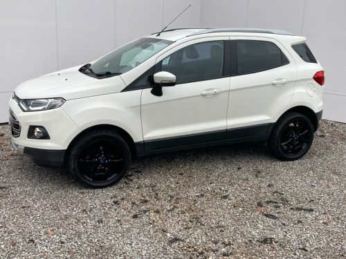 Ford EcoSport  1.0T EcoBoost Titanium 2WD Euro 5 (s/s) 5dr