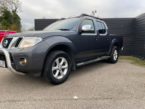 Nissan Navara  2.5 dCi Tekna Pickup Double Cab 4dr Diesel Manual 4WD Euro 5 (190 ps)