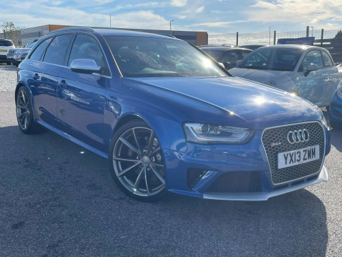 Audi RS4 Saloon  4.2 FSI V8 S Tronic quattro Euro 5 5dr