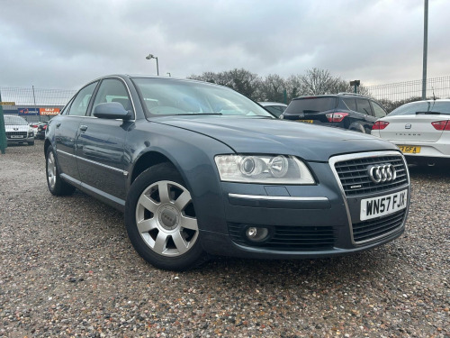 Audi A8  3.0 TDI SE quattro 4dr