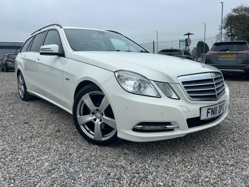 Mercedes-Benz E-Class E220 2.1 E220 CDI BlueEfficiency SE Tiptronic Euro 5 5dr