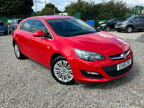 Vauxhall Astra  1.6i Excite Euro 6 5dr