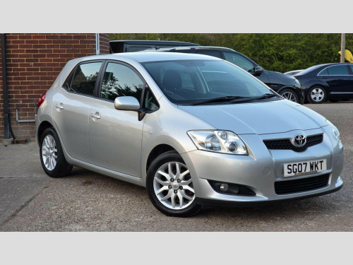 Toyota Auris  1.4 VVT-i T3 5dr