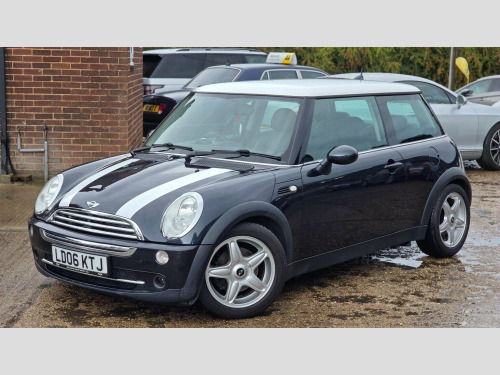 MINI Hatch  1.6 Cooper CVT Euro 4 3dr