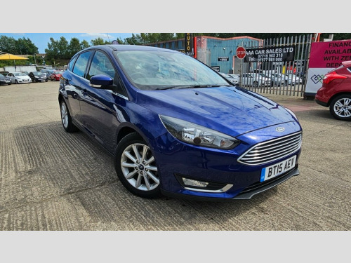 Ford Focus  1.0T EcoBoost Titanium Hatchback 5dr Petrol Manual
