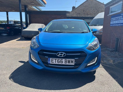 Hyundai i30  1.4 Blue Drive SE Nav Hatchback 5dr Petrol Manual 