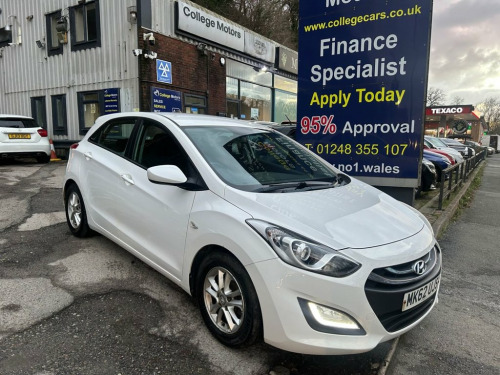 Hyundai i30  2012/62 1.4 Active Hatchback 5dr Petrol Manual Eur