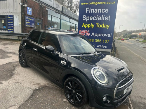 MINI Hatch  2018/18 2.0 Cooper S Hatchback 3dr Petrol Manual E