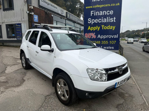 Dacia Duster  2013/13 1.5 dCi Laureate SUV 5dr Diesel Manual Eur
