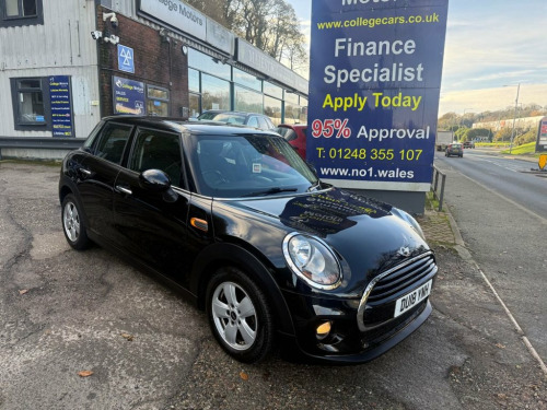 MINI Hatch  2018/18 1.5 Cooper D Hatchback 5dr Diesel Manual E
