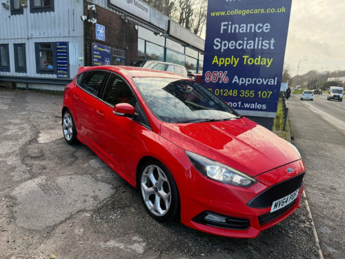 Ford Focus  2015/64 2.0 TDCi ST-2 Hatchback 5dr Diesel Manual 