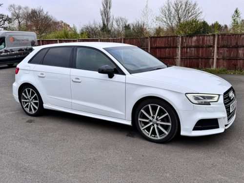 Audi A3  1.5 TFSI CoD 35 BLACK EDITION 150 BHP