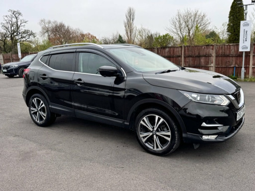 Nissan Qashqai  1.2 DIG-T N-CONNECTA 115 BHP + SAT NAV + GLASS SUN