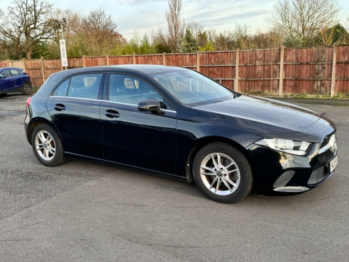 Mercedes-Benz A-Class A180 A180 SE FIVE DOOR 135 BHP