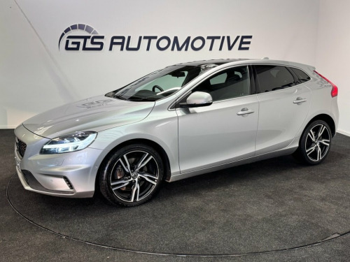 Volvo V40  1.5 T2 GPF R-DESIGN PRO AUTO 122 BHP