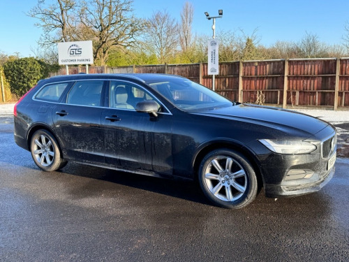 Volvo V90  ESTATE 2.0 D4 MOMENTUM AUTO 190 PS + SAT NAV + HEA