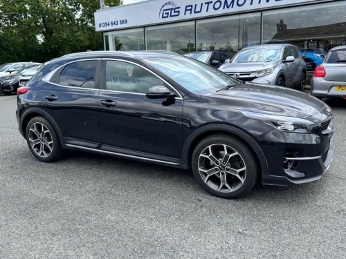Kia XCeed  1.4 T-GDi 3 FIVE DOOR 140 BHP + SAT NAV + REAR CAM