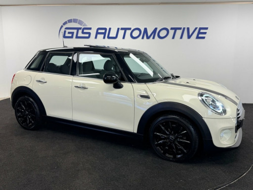 MINI Hatch  1.5 COOPER FIVE DOOR 135 BHP