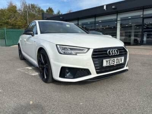 Audi A4  2.0 TFSI 35 BLACK EDITION S-TRONIC 150 BHP