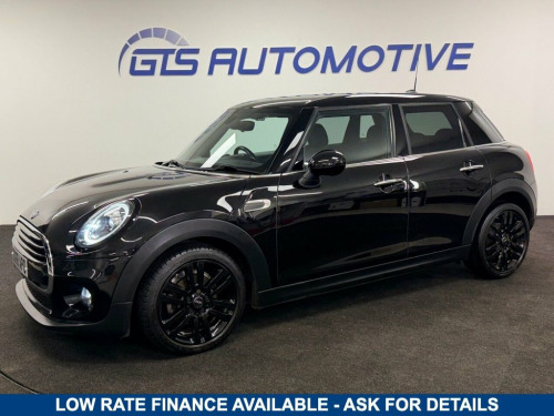 MINI Hatch  1.5 COOPER D FIVE DOOR 115 BHP CHILLI PACK